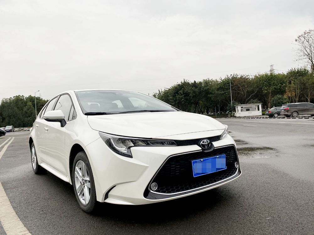 雷凌1.2t运动版车主空间测评,丰田雷凌1.2T开车效果怎么样