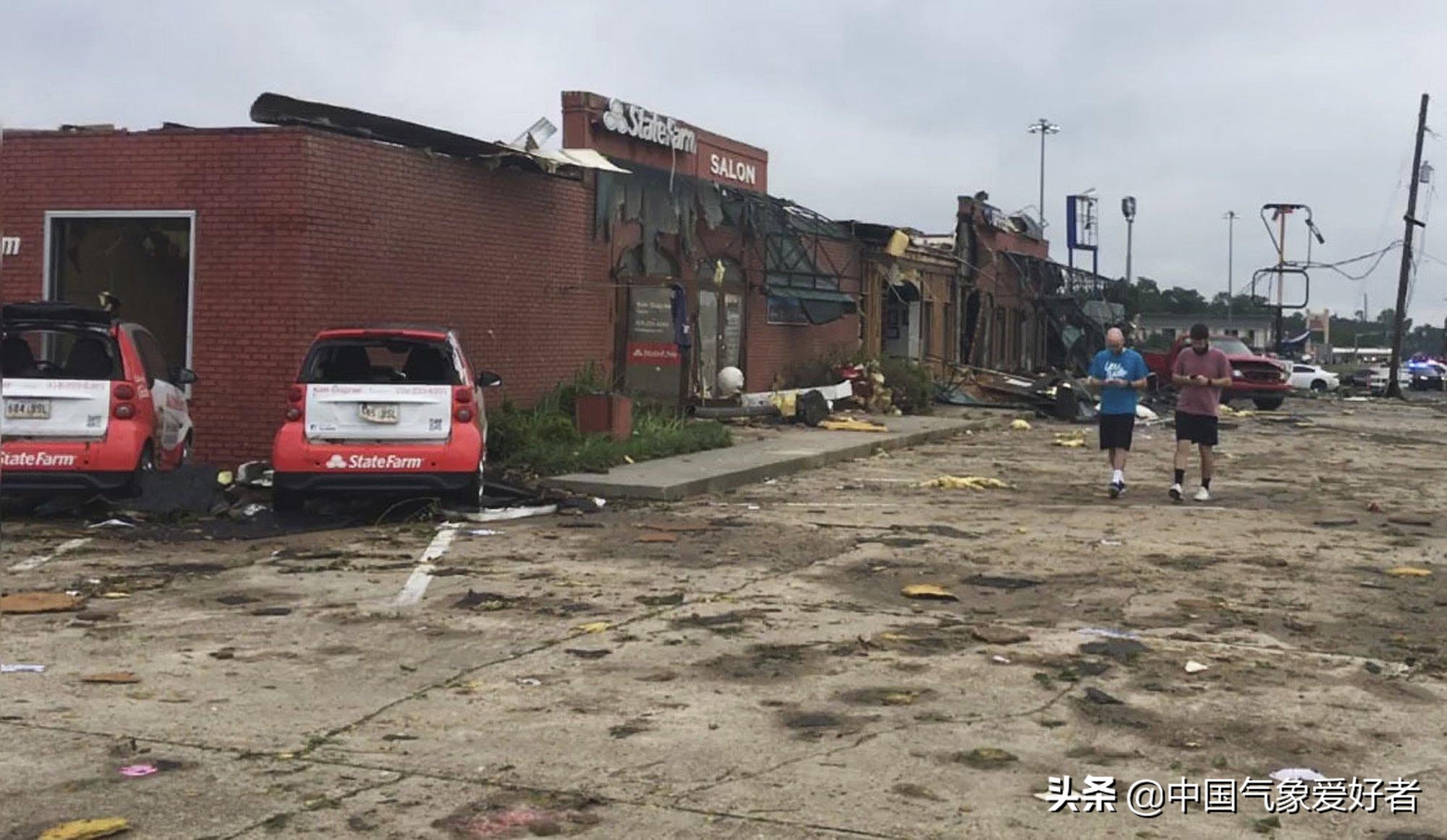 灾难性龙卷风袭击,超强龙卷风袭击美国