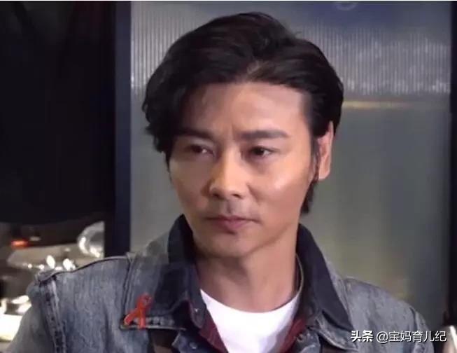 蔡少芬开刀生孩子第二天就下床：做好这些你也可以