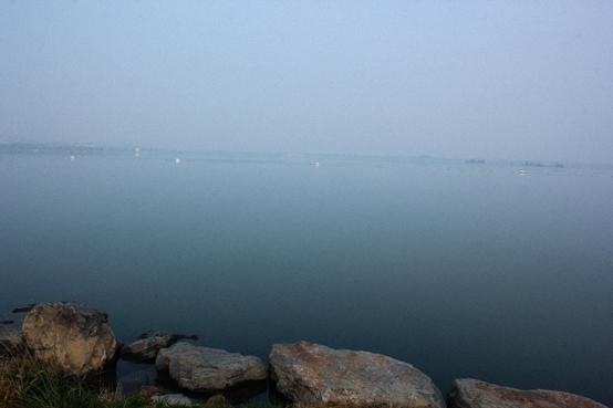 明基sw240和普通显示器区别,明基sw240显示器偏绿