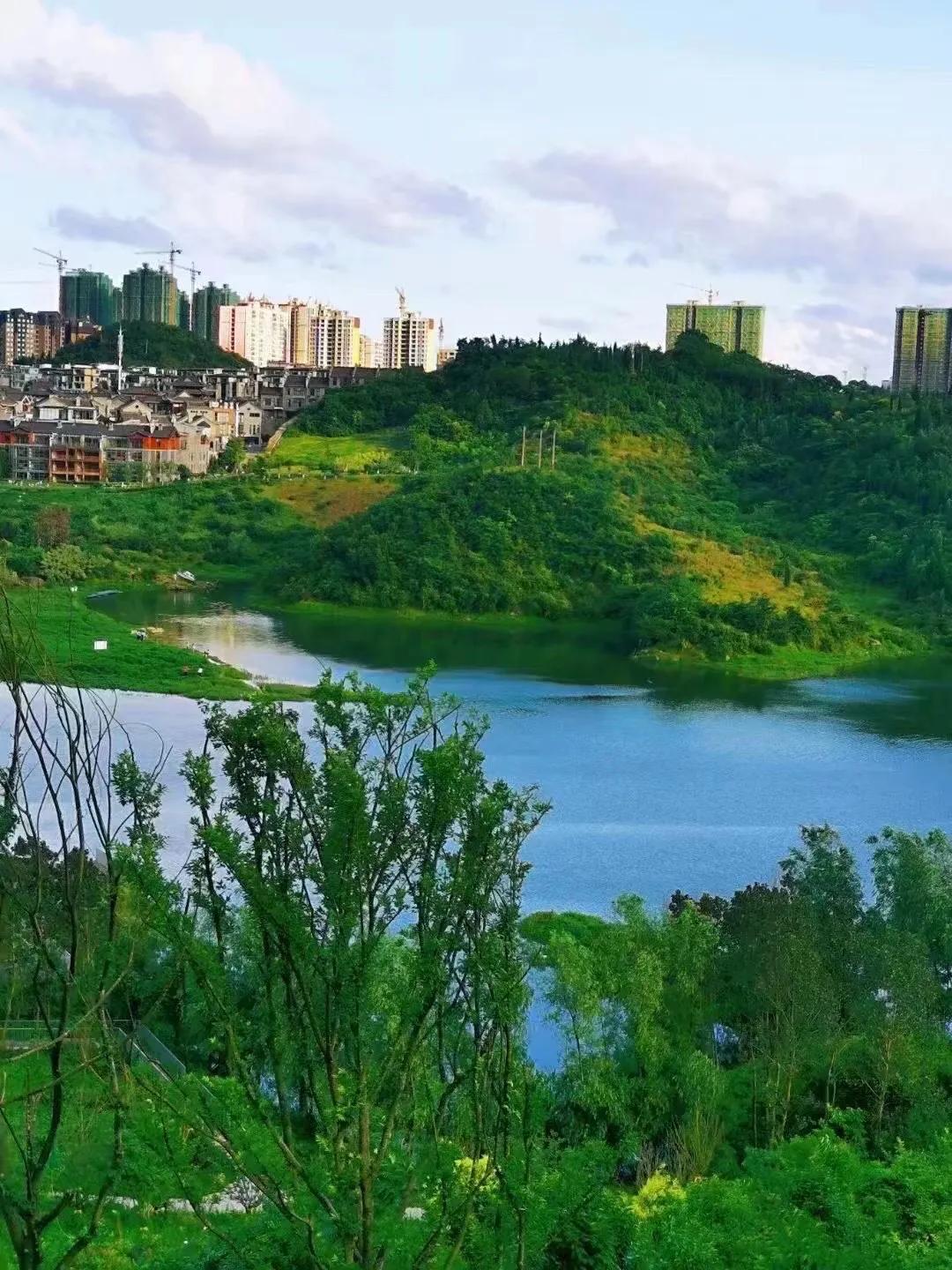 中铁云湾清镇,中铁云湾点亮城市之光