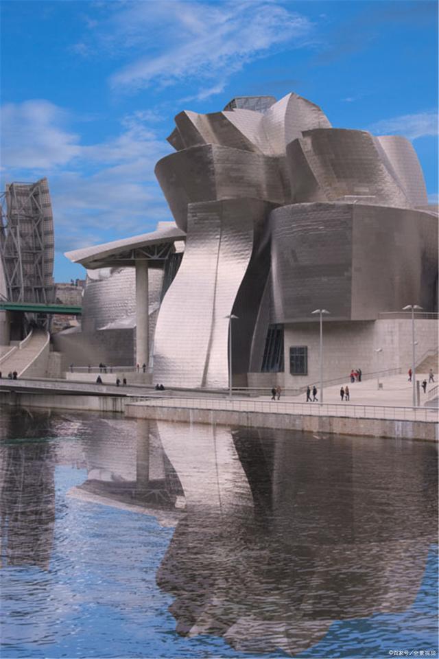 迪拜阿布扎比人工岛,世界七大建筑奇迹迪拜人工岛