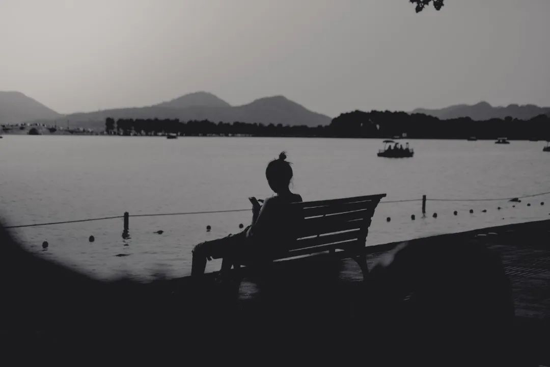 头痛短视频脚本如何创作?大V背后的5个方*论法**。