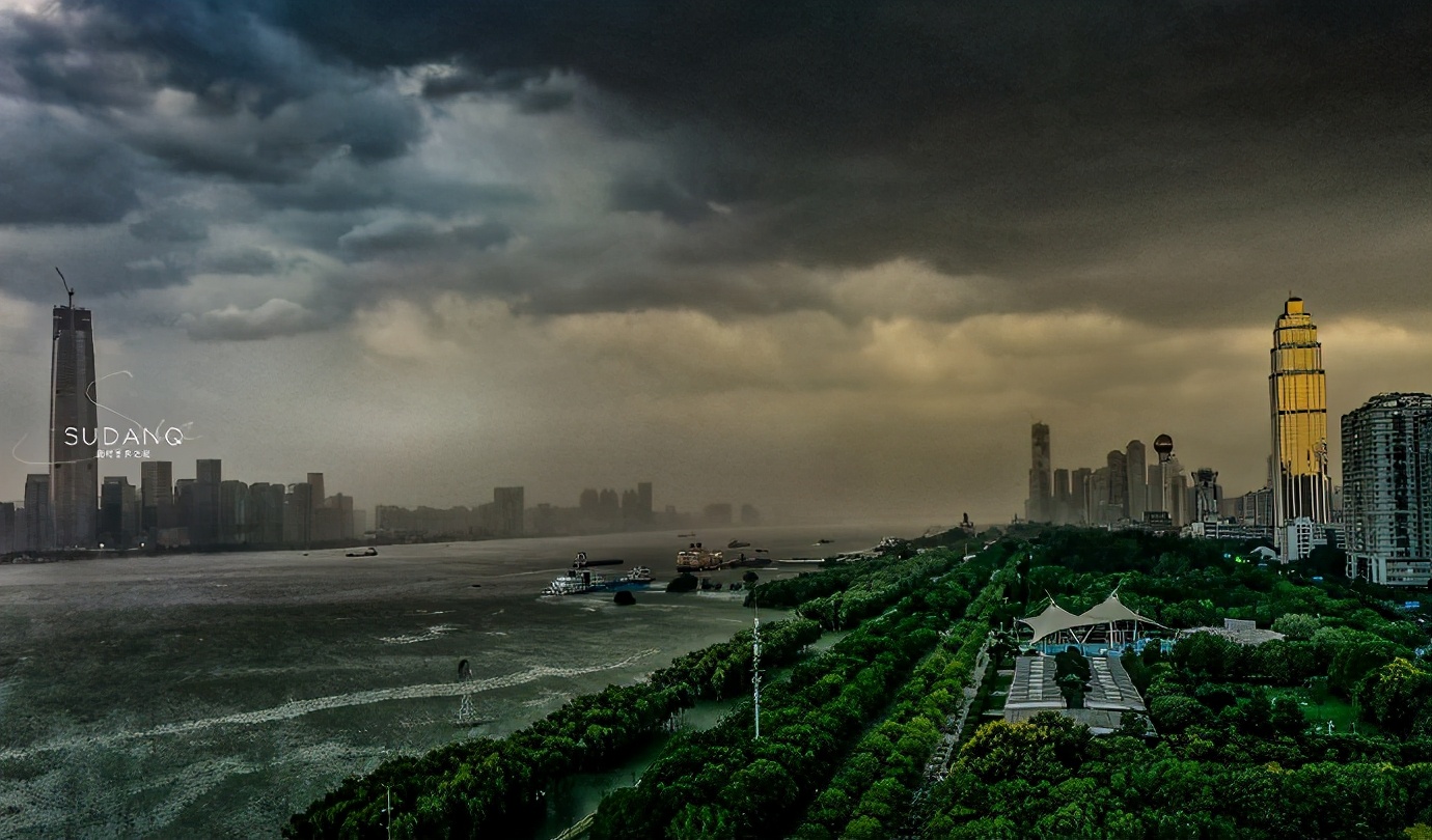 武汉著名的风景有黄鹤楼还有什么,武汉除了黄鹤楼还有哪些地方