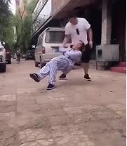 最能挨揍的男人,男人能有多抗揍