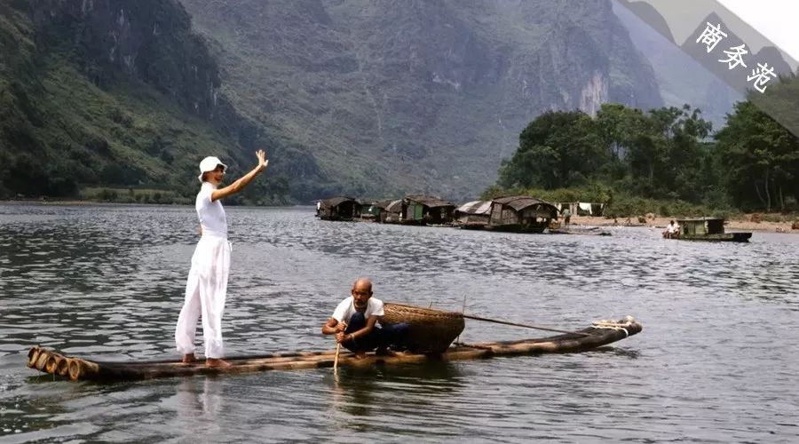 国外明星穿波司登,好莱坞明星穿的大牌