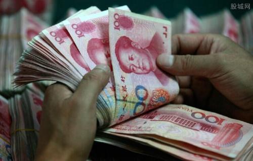 小额贷款逾期有哪些影响,小额信贷逾期后果