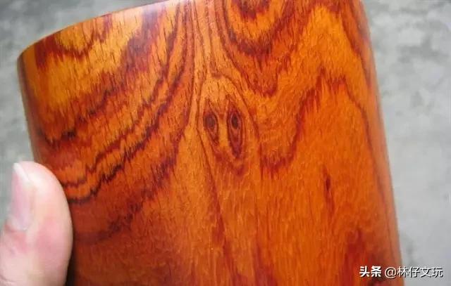 白酸枝和微凹黄檀哪个更像黄花梨,冒充黄花梨的酸枝有哪些