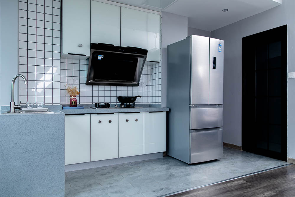 美的323l多门风冷无霜冰箱怎么样,美的323L冰箱