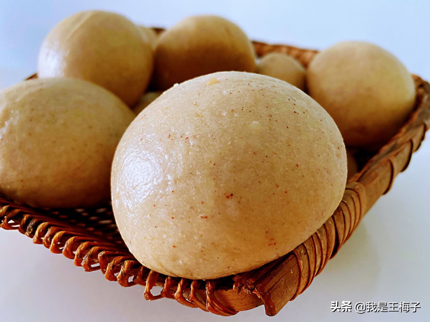 红糖大枣开花馒头零失败做法,新手学做馒头包子的教程