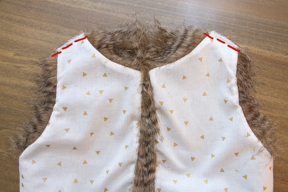 简单冬季背心裁剪缝制方法,双面绒背心裁剪教程视频