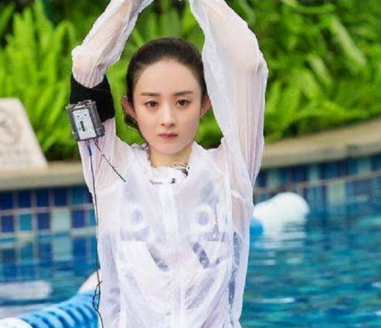 赵小刀卧室曝光,床上“骨盆正骨器”让宝妈红了眼:十生9疼一苦