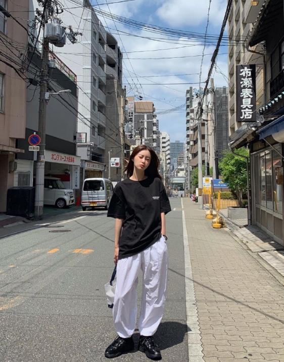 韩国模特今日穿搭,韩国模特高级脸