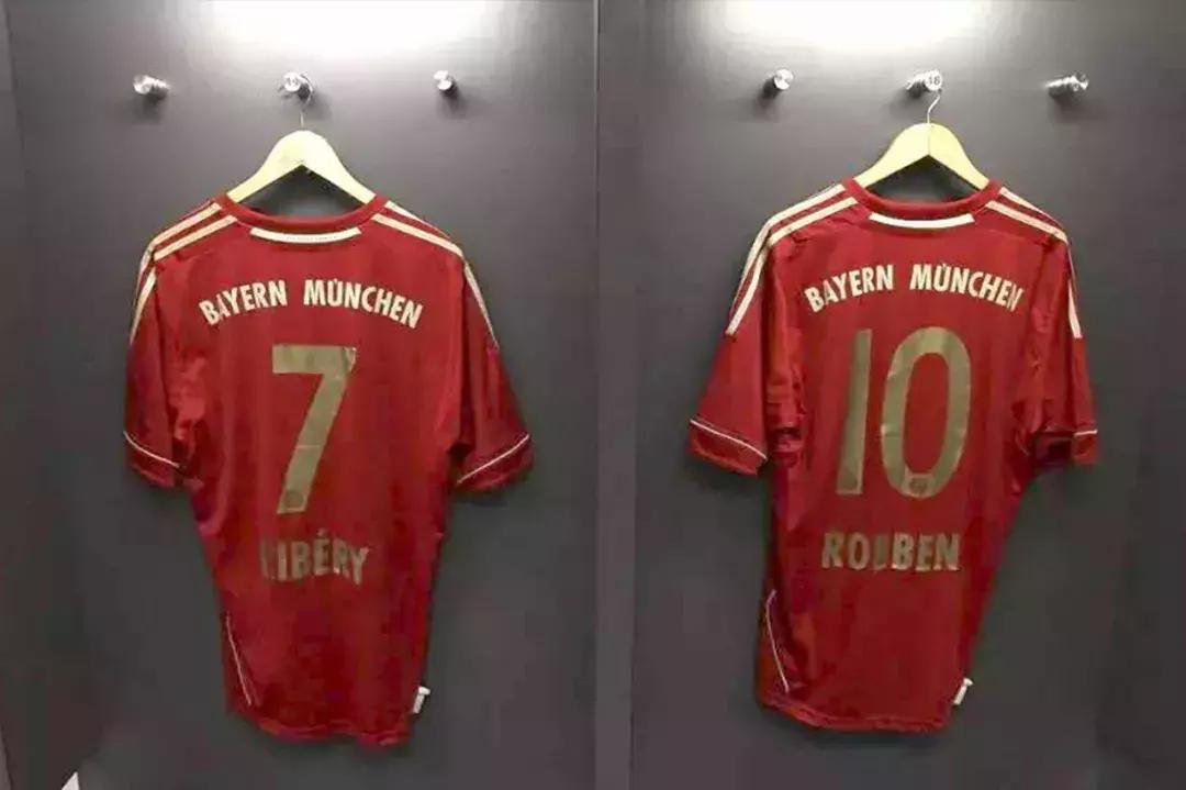 世界第一边锋取决于坎塞洛,世界历史第一右边锋