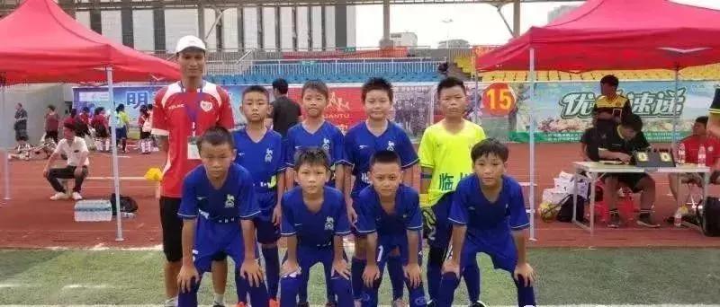 足球代表队获全市冠军,2021临川十二小足球冠军