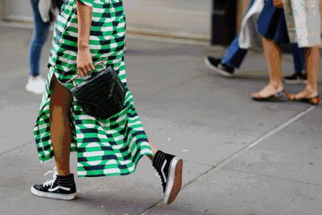 耐克只有一张布的跑鞋,夏天穿软弹不闷脚的耐克鞋