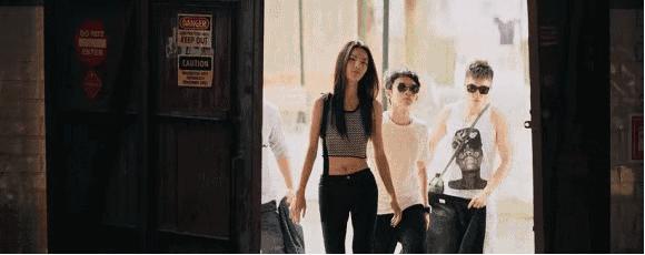 钟楚曦穿搭最新,钟楚曦穿搭风格