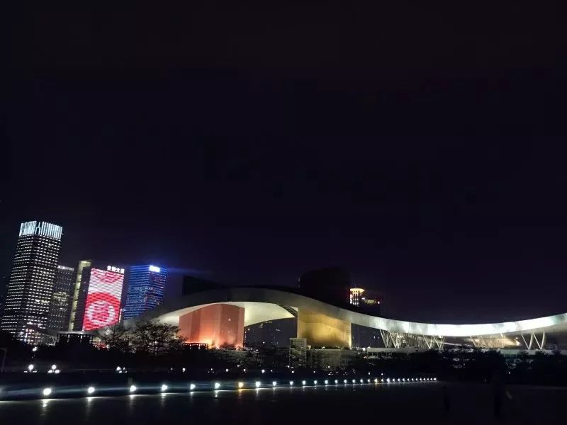 深圳副业月收入20万元,深圳人靠副业赚钱的秘密