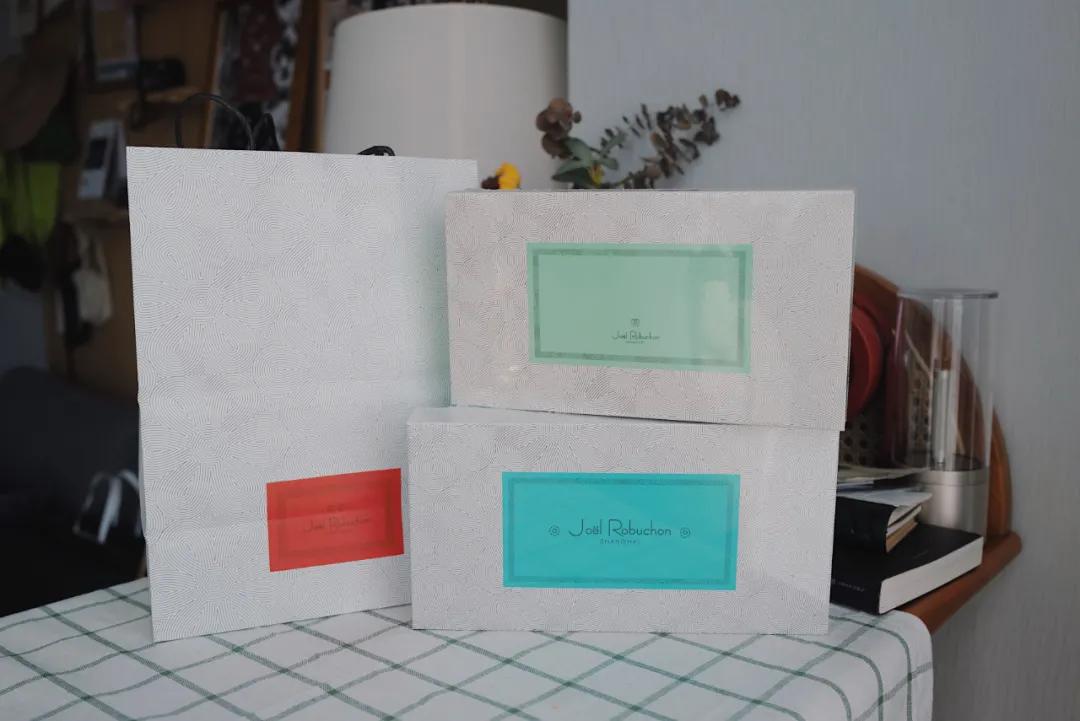 国内唯一米其林黑珍珠餐厅,斥巨资购买了好多零食