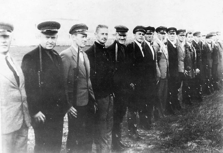 「历史另一面」被遗忘的铁拳—战争初期的拉脱维亚工人武装（1）