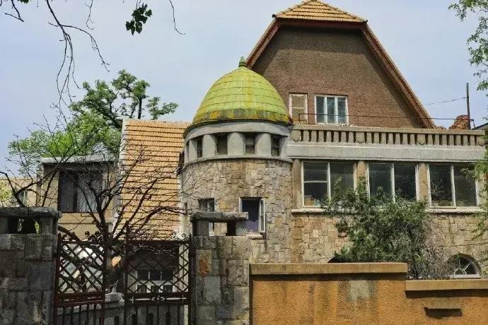 这个夏日25°C的宝藏城市美炸了！海岛、万国建筑、叮叮车..想去