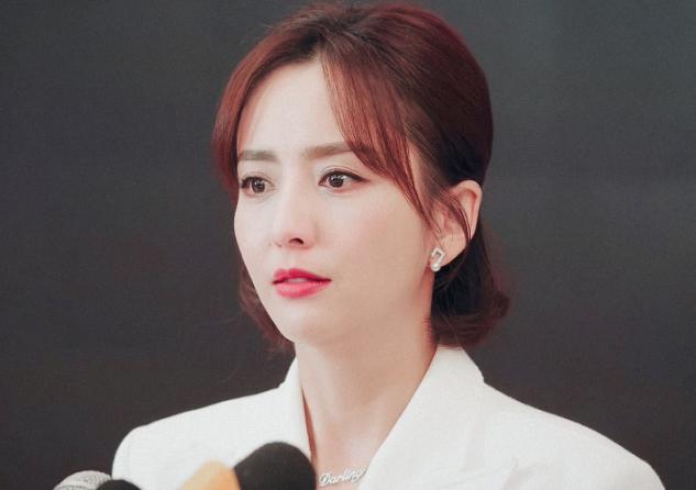 人像对着镜子怎么拍照才好看,如何对着镜子拍出超好看的脸照