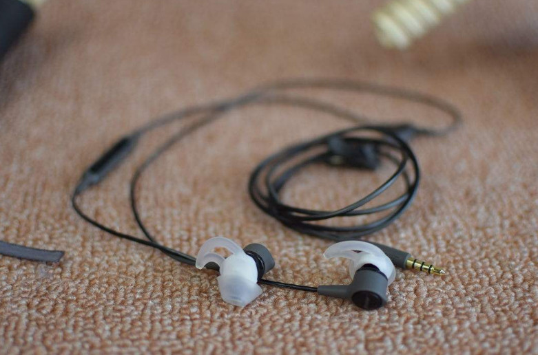 苹果有线耳机音质属什么级别,苹果手机自带耳机算什么级别