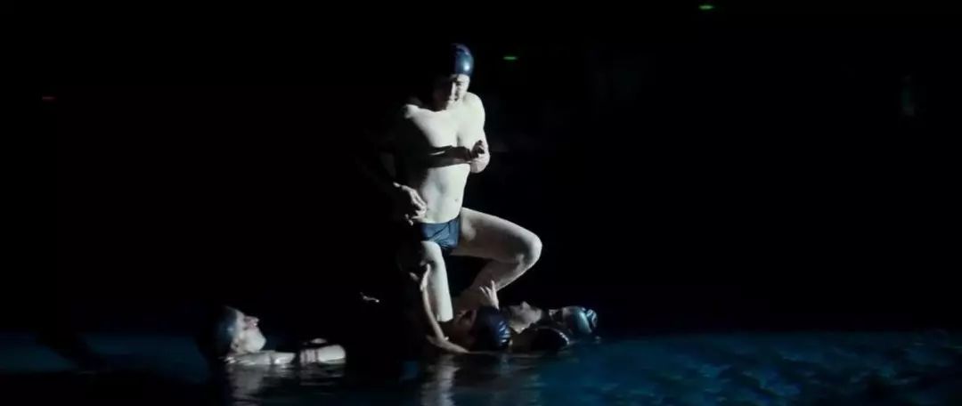 白花花肉体,全是白花花的肉