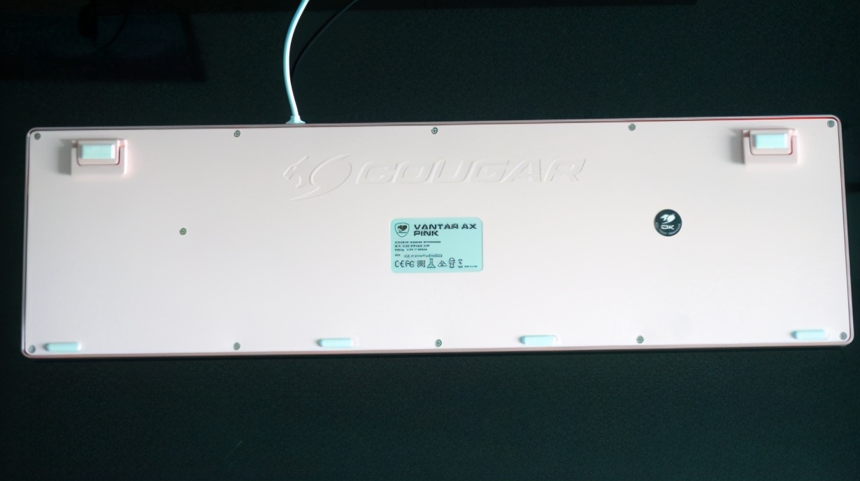 戴尔巧克力键盘测评,漂亮得不像实力派的上一句