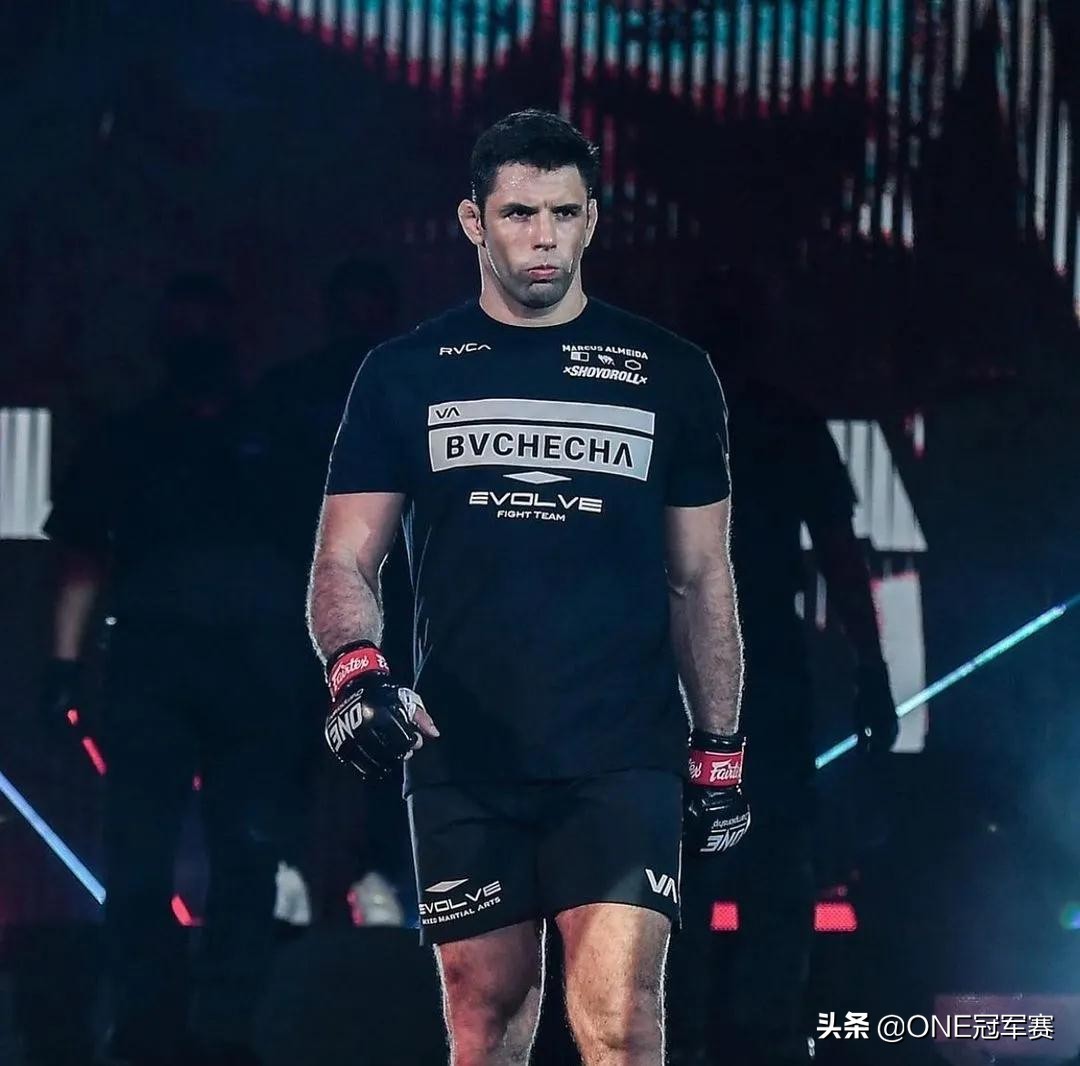 阿尔梅达最新比赛,柔术马库斯阿尔梅达