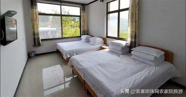 兴隆县花市村煎饼王农家院,承德兴隆煎饼的做法