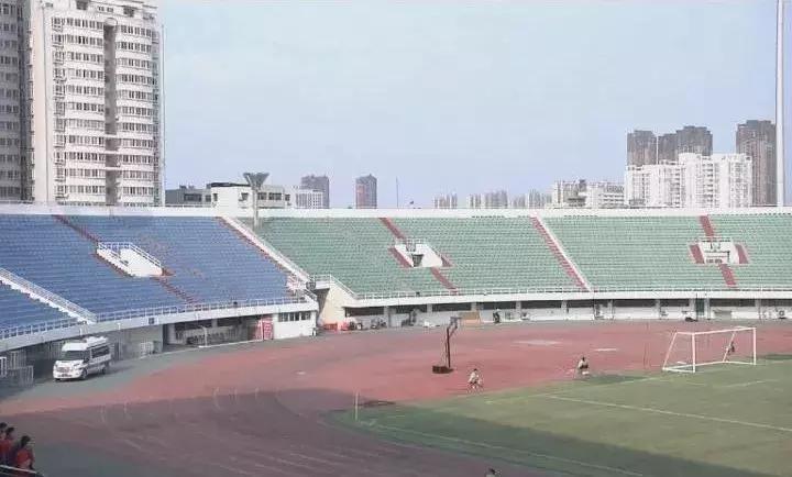 新乡体育,新乡体育中心田径