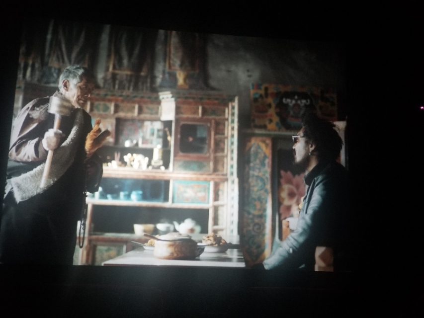 撞死了一只羊影评,撞死了一只羊主题分析