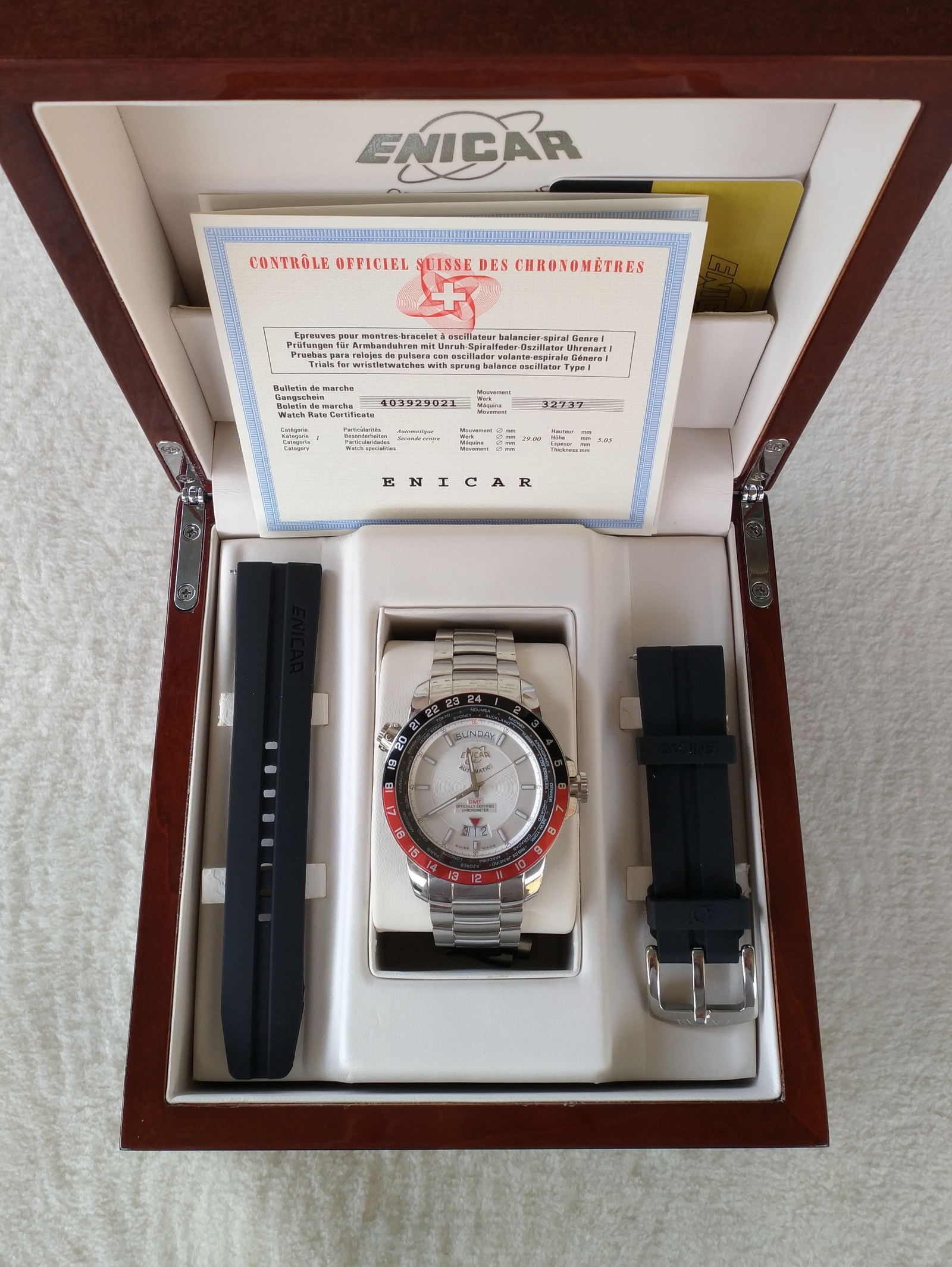 英纳格手表是瑞士品牌吗,英纳格天文台机芯好吗