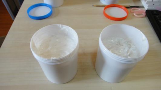 水池边玻璃胶里发霉发黑怎么处理,浴室柜边缘打玻璃胶发黑怎么解决