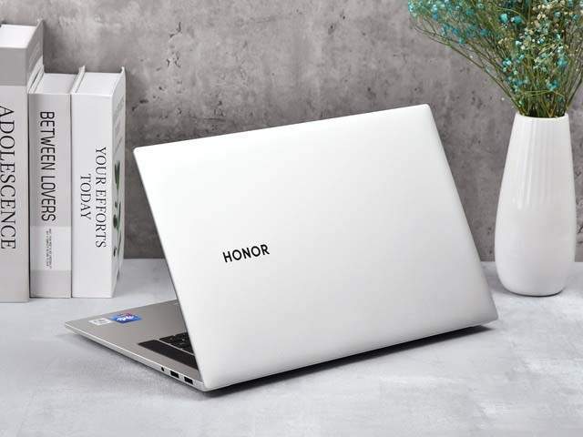 上大学最具性价比笔记本电脑推荐,最适合大学生的几款笔记本