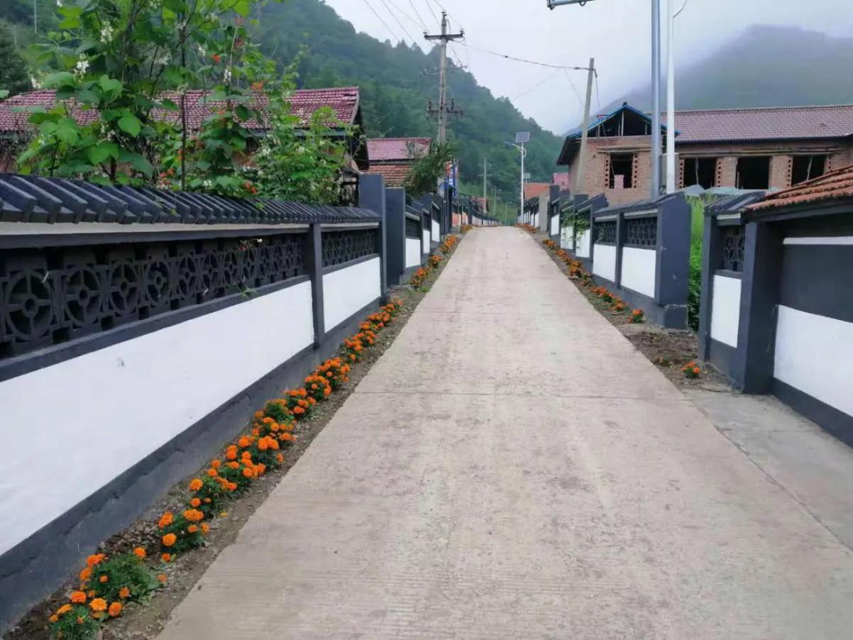 产业兴环境美乡风淳,产业兴百姓富乡村美