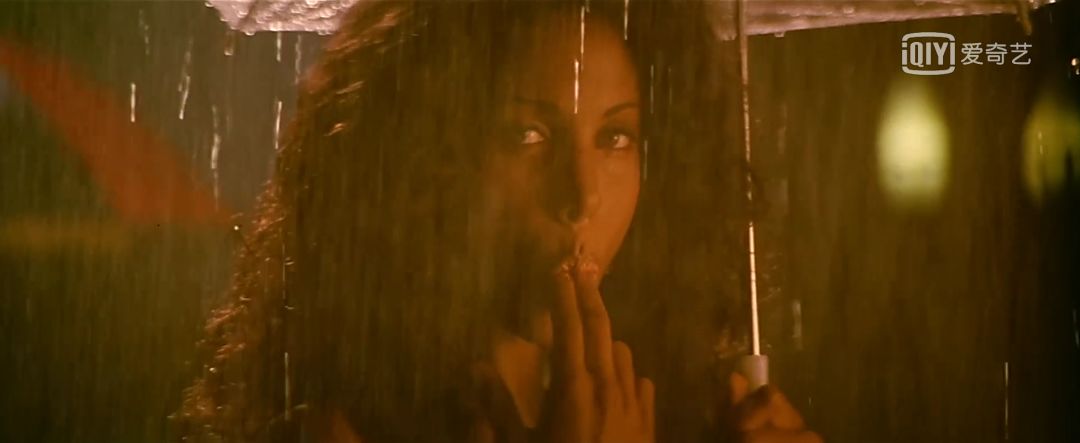 18*片禁**，讽刺权色交易，每一帧都是高潮