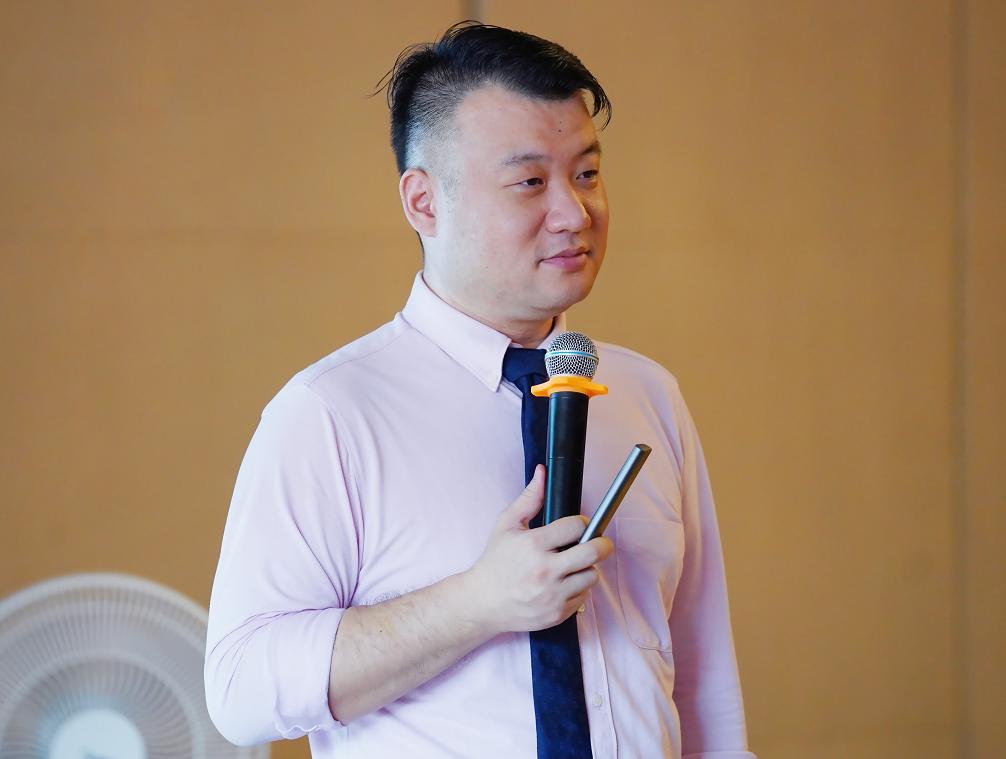 买翡翠原石受骗怎么处理,缅甸翡翠各场口的翡翠怎么辨别