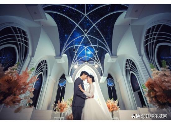 婚宴选传统酒店还是一站式,传统婚宴酒店与婚礼堂的比较