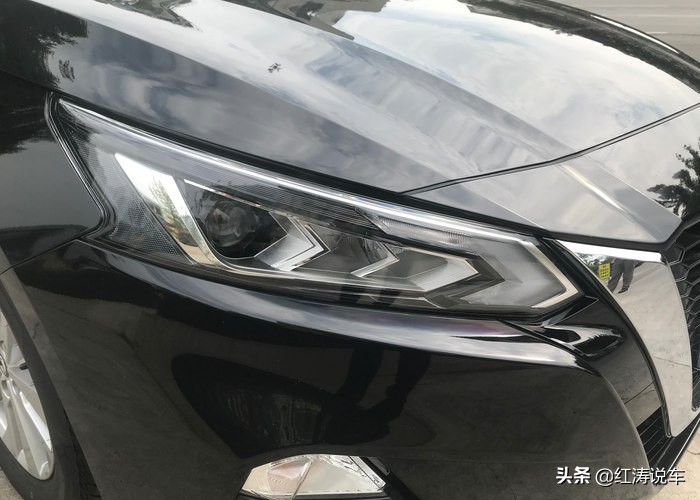 新天籁黑色,喜提日产天籁2018款