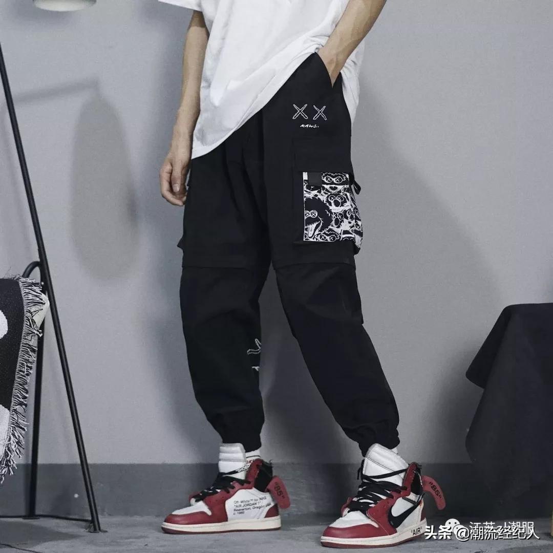 潮牌是不是穿得都很宽松,一定要穿潮牌才好看吗