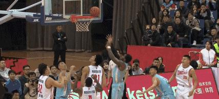 单项赛看点十足：周琦郭艾伦同场竞技，联赛最矮球员民间高手争篮