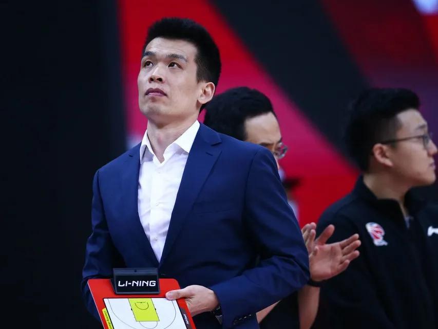 CBA球鞋面面观｜除了快来的尼克杨，他们脚下的球鞋同样有看点