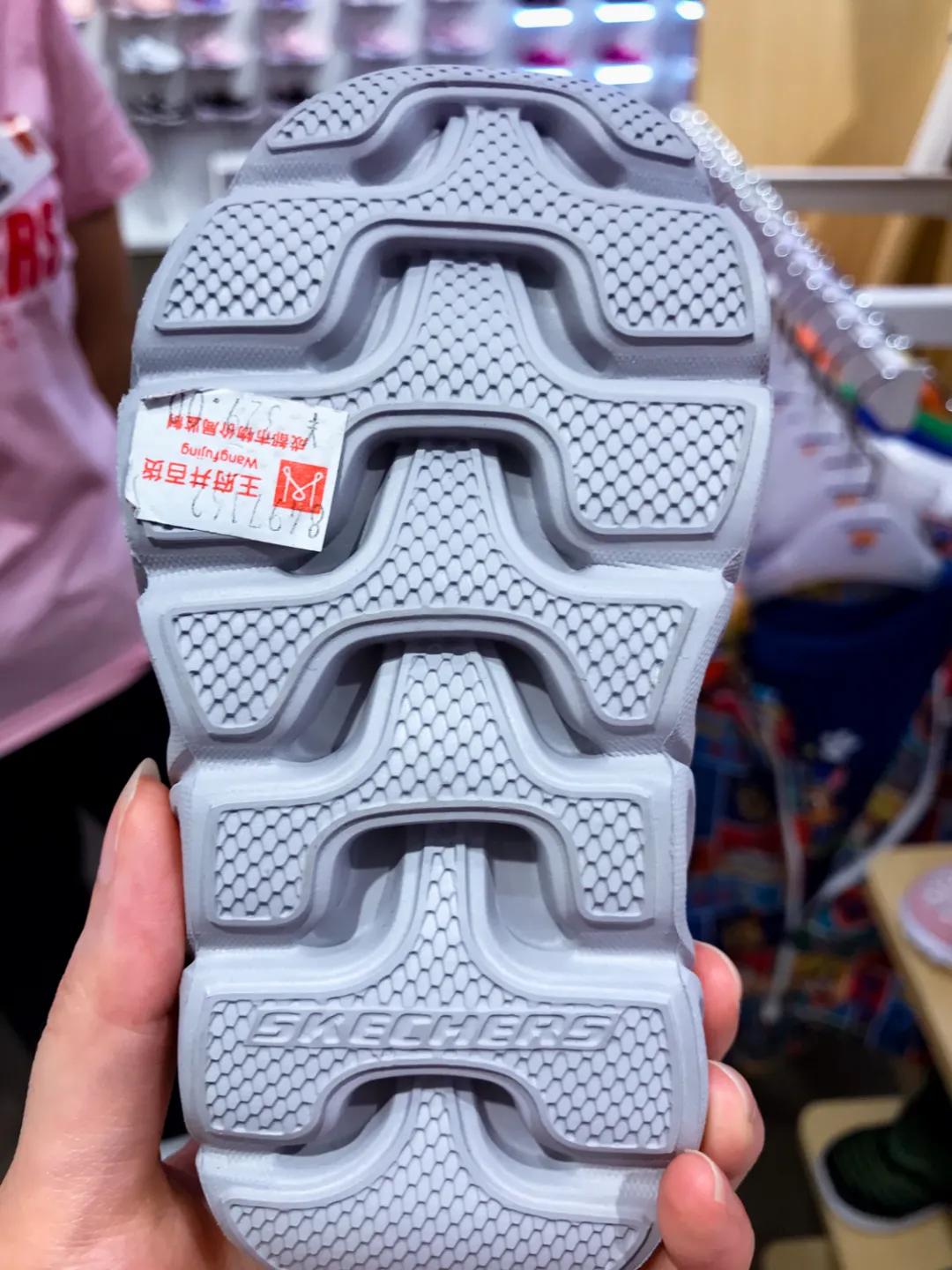 关爱孩子从鞋子开始,关爱宝宝从脚开始