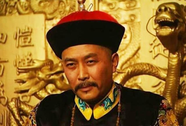 福薄之人，往往都有这2个特征，你身上若有一个，就要注意了