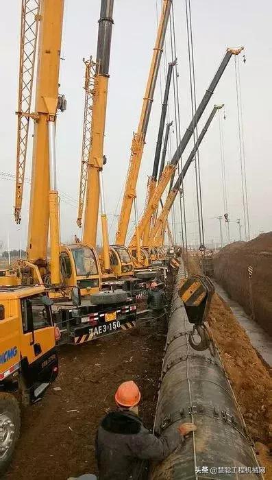 徐工1800吨吊车工地全过程,徐工12000吨巨无霸吊车