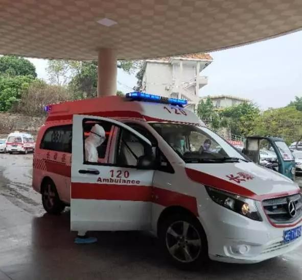 急诊室与死神赛跑,急诊科每天都在跟死神赛跑