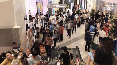 四环外开了家盒马，整个剑南大道的人都去凑热闹了