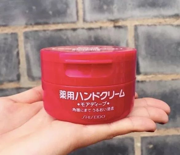 日本红罐护手霜推荐第一名,护手霜日本小红罐
